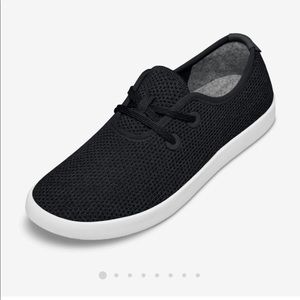 allbirds Black Tree Skippers NWT!